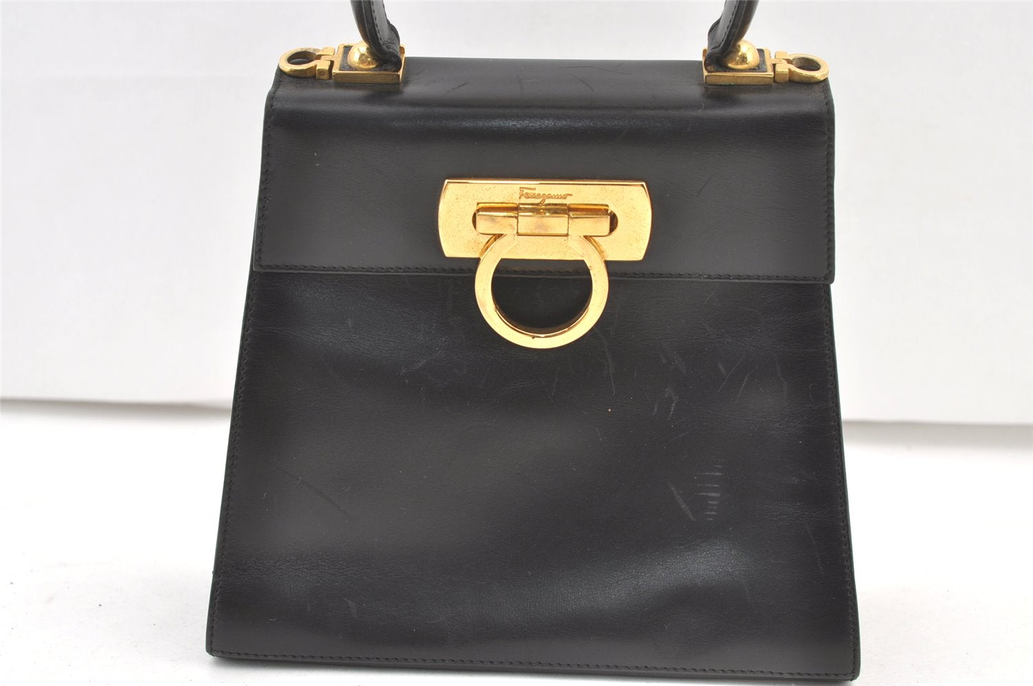Authentic Salvatore Ferragamo Gancini Leather 2Way Shoulder Hand Bag Black 1076K