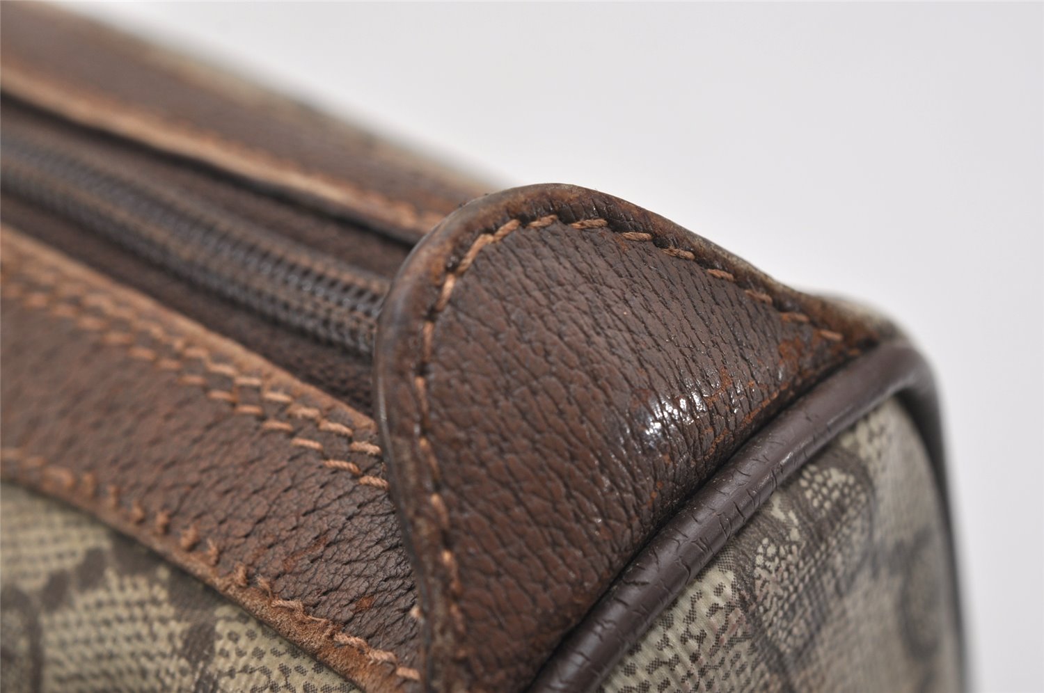 Authentic GUCCI Web Sherry Line Shoulder Bag GG PVC Leather Brown Junk 1078K