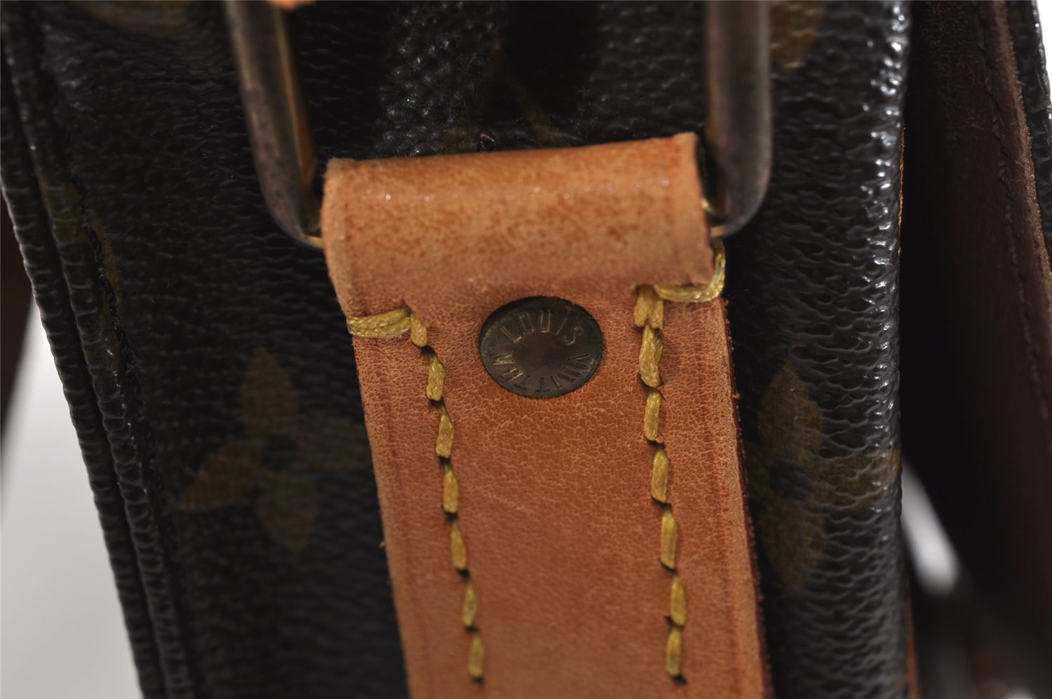 Authentic Louis Vuitton Monogram Cartouchiere MM M51253 Shoulder Bag Junk 1080K