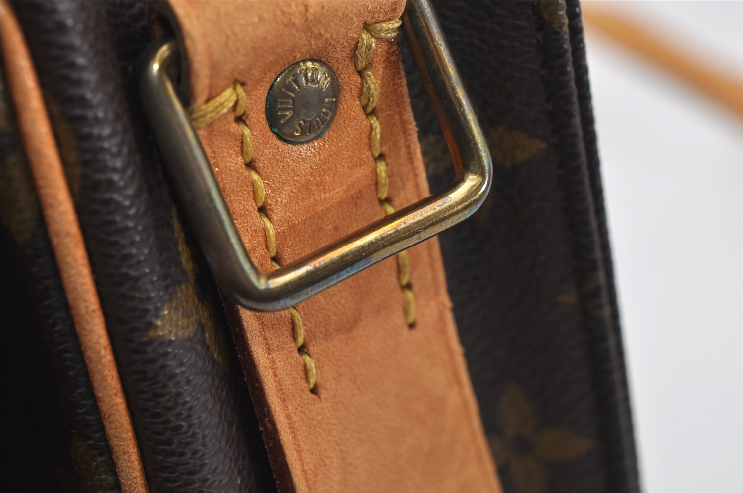 Authentic Louis Vuitton Monogram Cartouchiere MM M51253 Shoulder Bag Junk 1080K