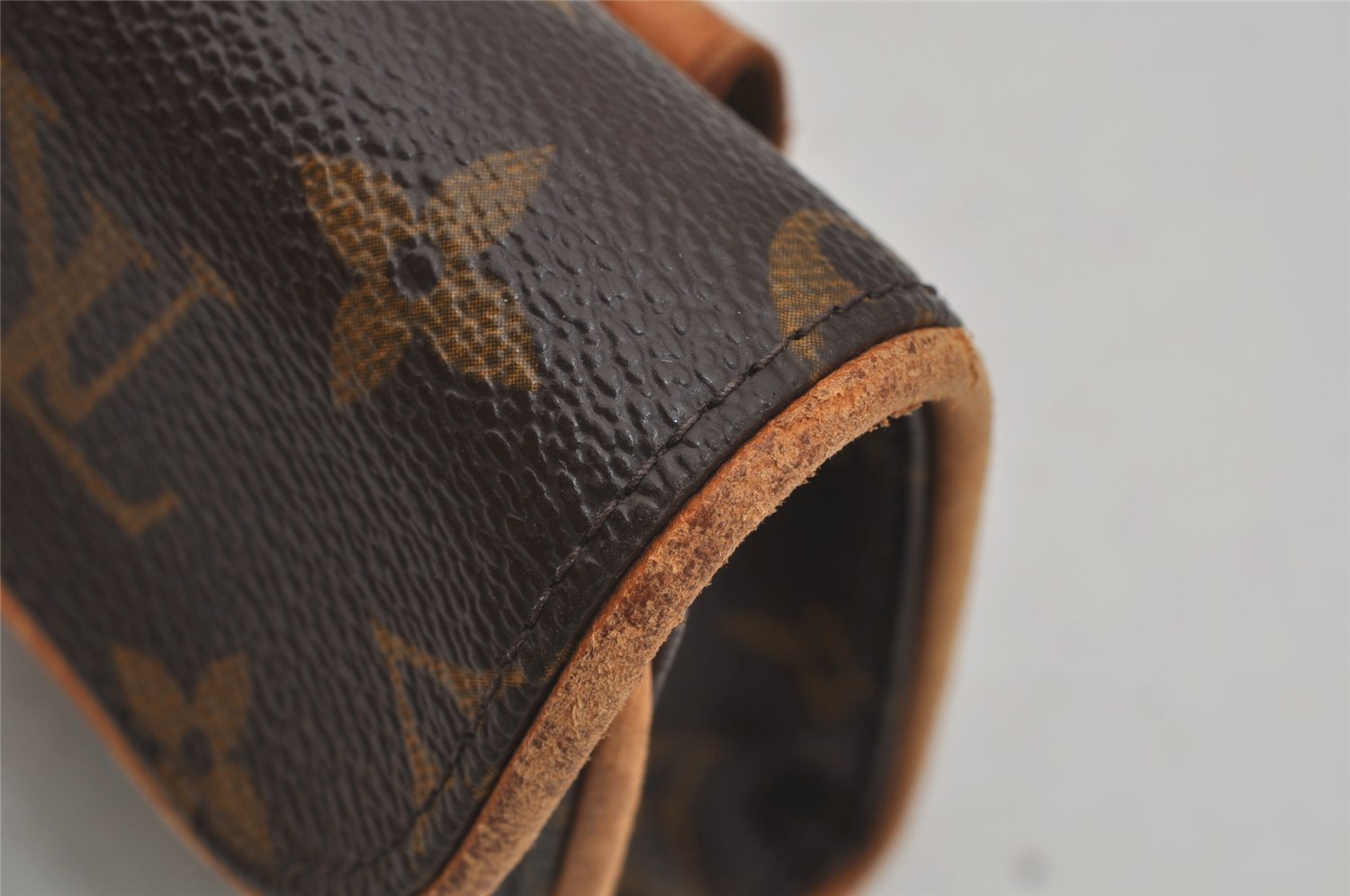 Auth Louis Vuitton Monogram Pochette Florentine Pouch Waist Bag M51855 LV 1083J