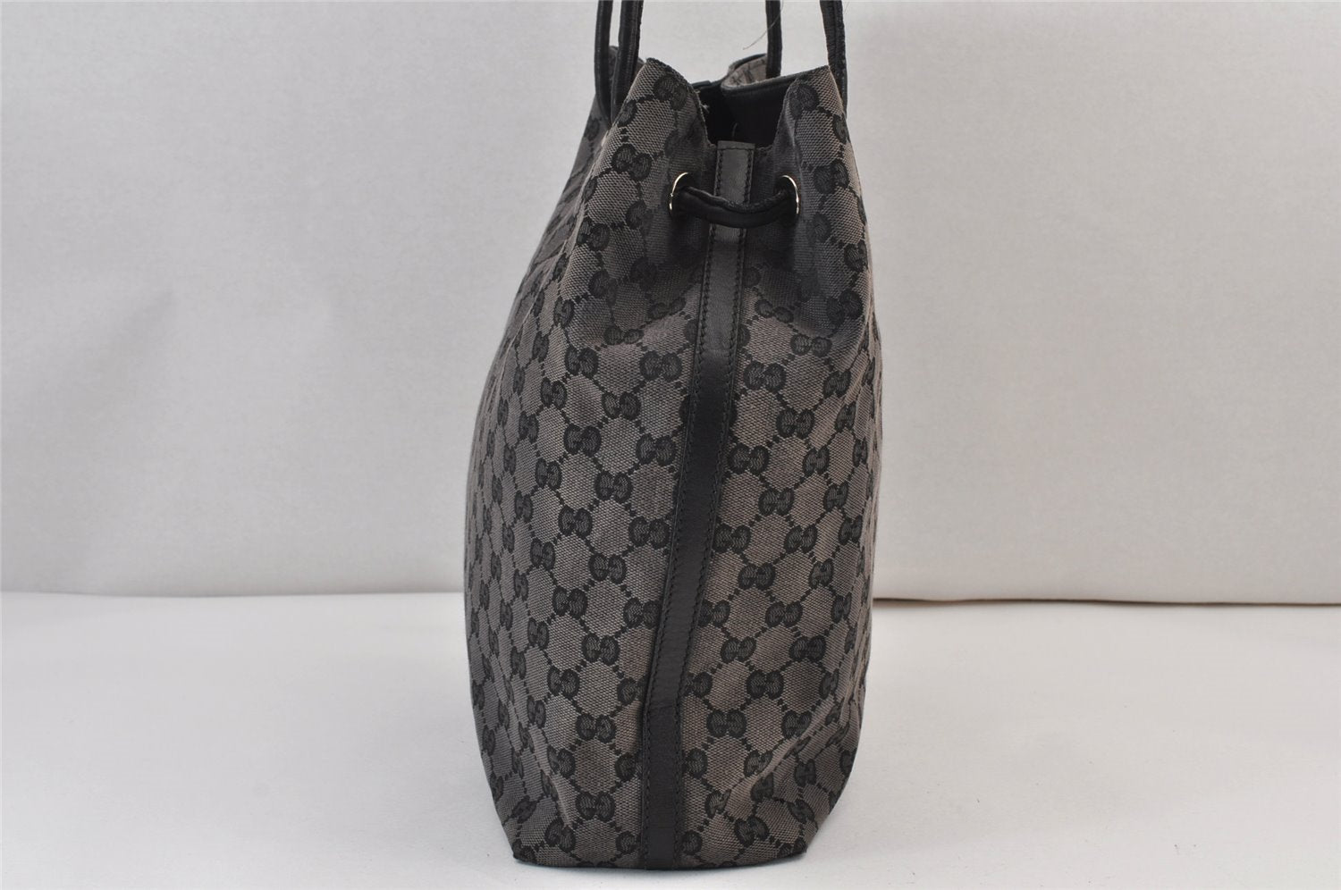 Authentic GUCCI Vintage Shoulder Tote Bag GG Canvas Leather 257275 Black 1085K