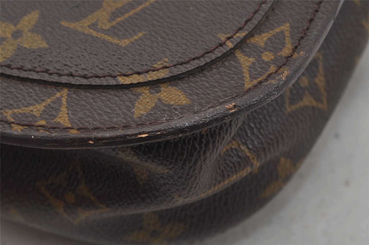 Authentic Louis Vuitton Monogram Saint Cloud GM M51242 Shoulder Cross Bag 1089J