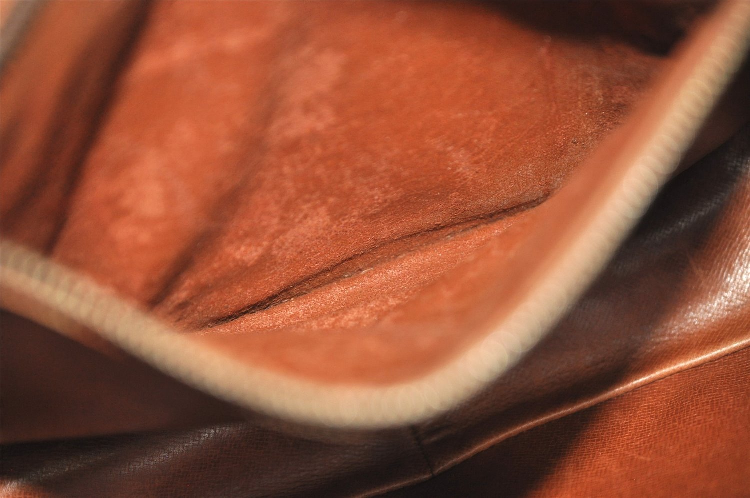 Authentic Louis Vuitton Monogram Saint Cloud GM M51242 Shoulder Cross Bag 1089J