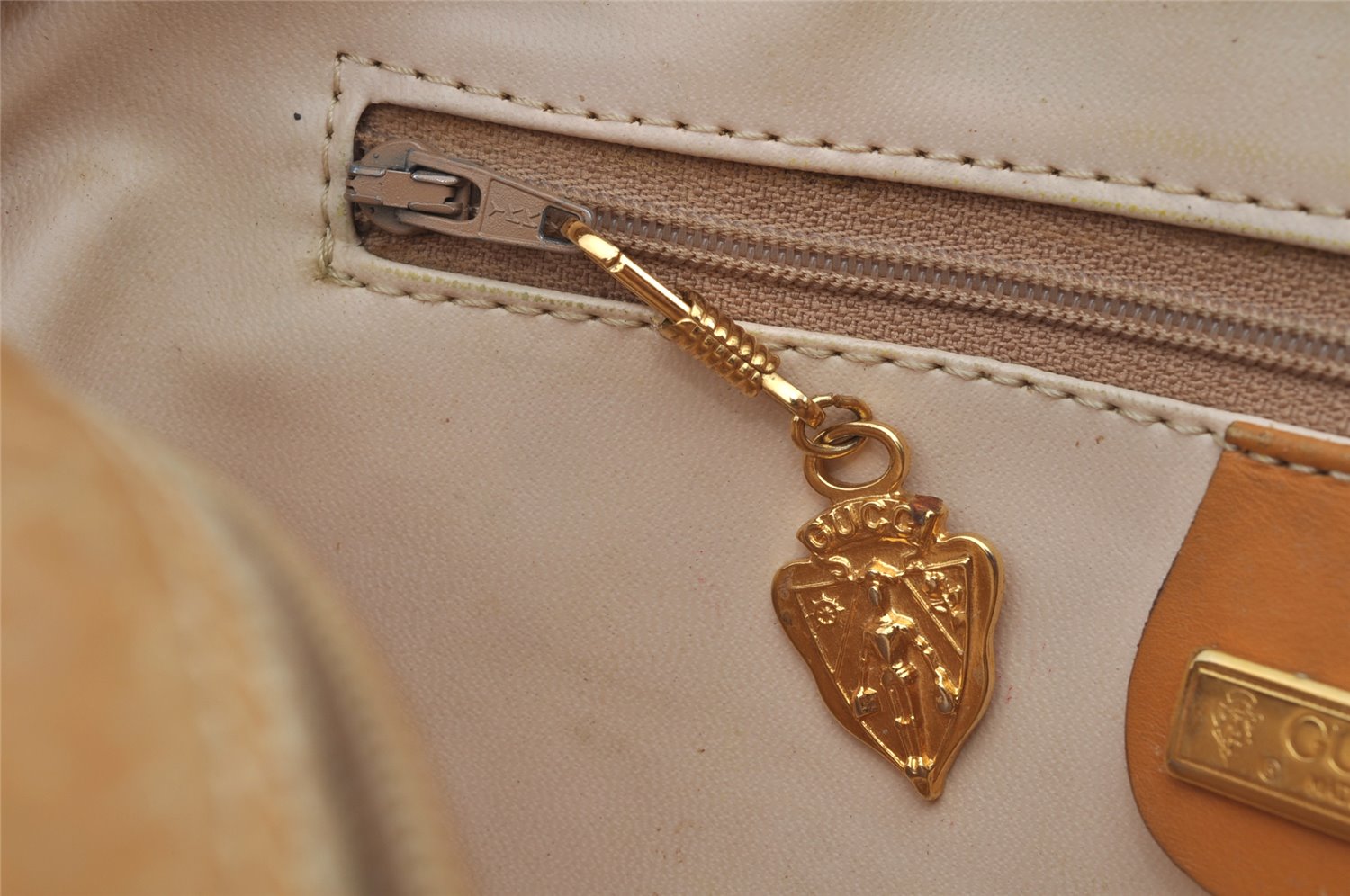 Authentic GUCCI Micro GG PVC Leather Shoulder Cross Body Bag Purse Brown 1091K