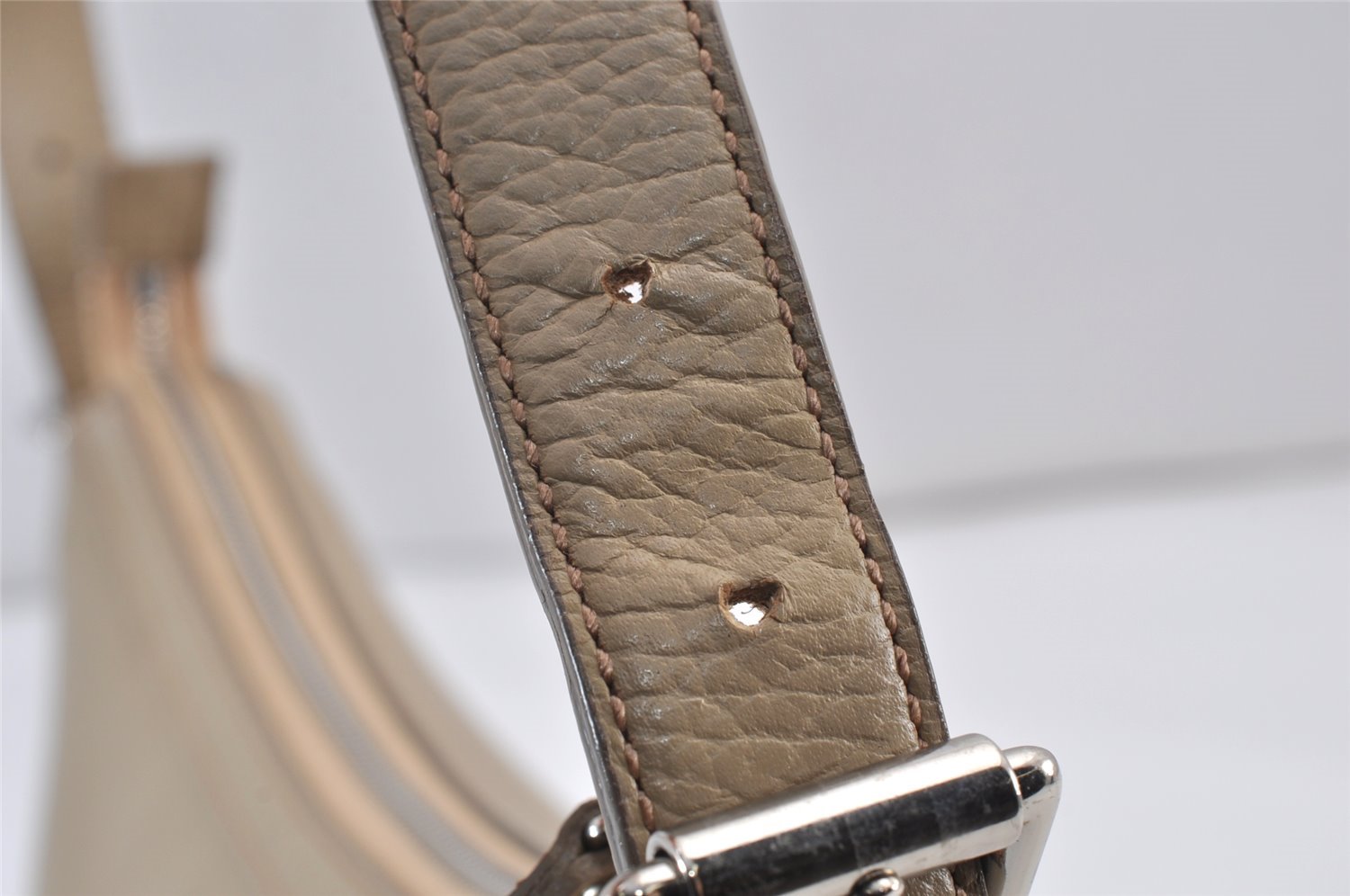 Authentic BURBERRY Vintage Leather Shoulder Hand Bag Purse Beige 1093K