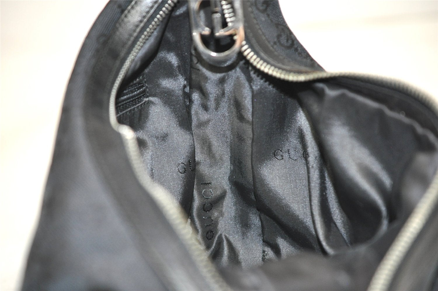 Authentic GUCCI Shoulder Hand Bag Purse GG Canvas Leather 0013812 Black 1094K