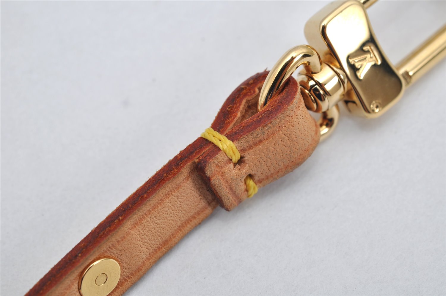 Auth Louis Vuitton Leather Strap For Pochette Accessoires Beige 13.8