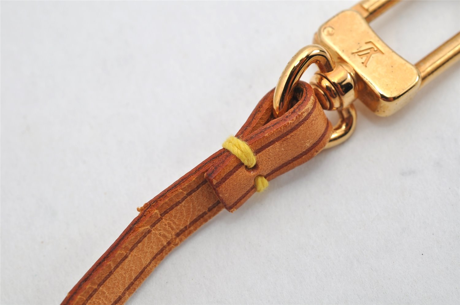 Authentic Louis Vuitton Leather Shoulder Strap Beige 23