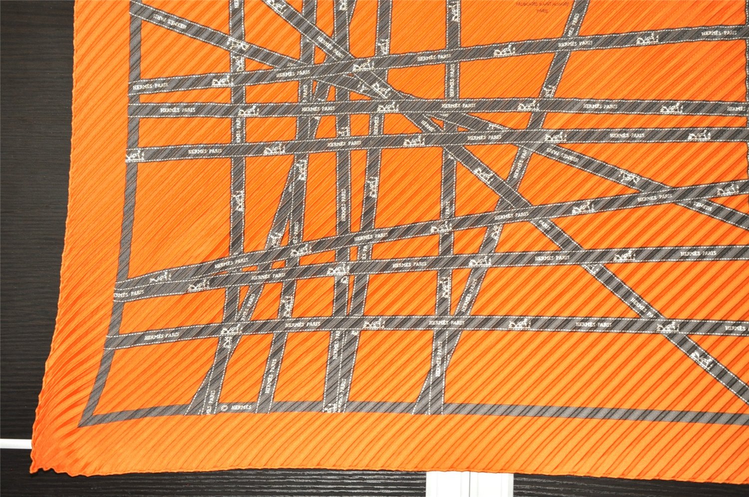 Authentic HERMES Pleats Scarf 