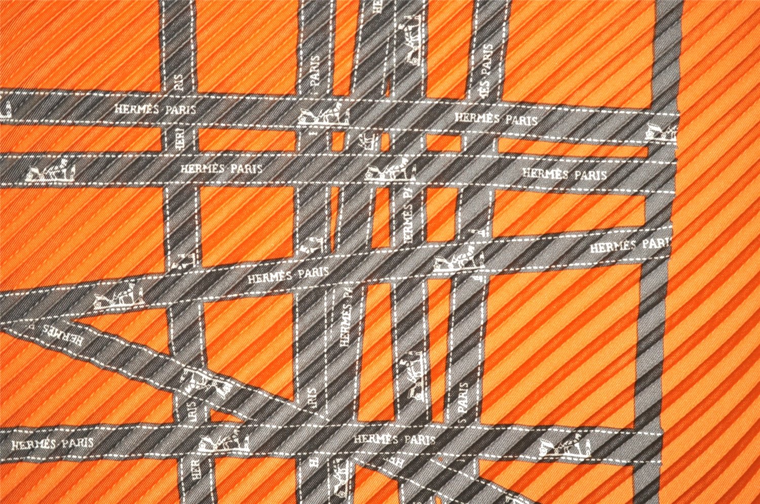 Authentic HERMES Pleats Scarf 