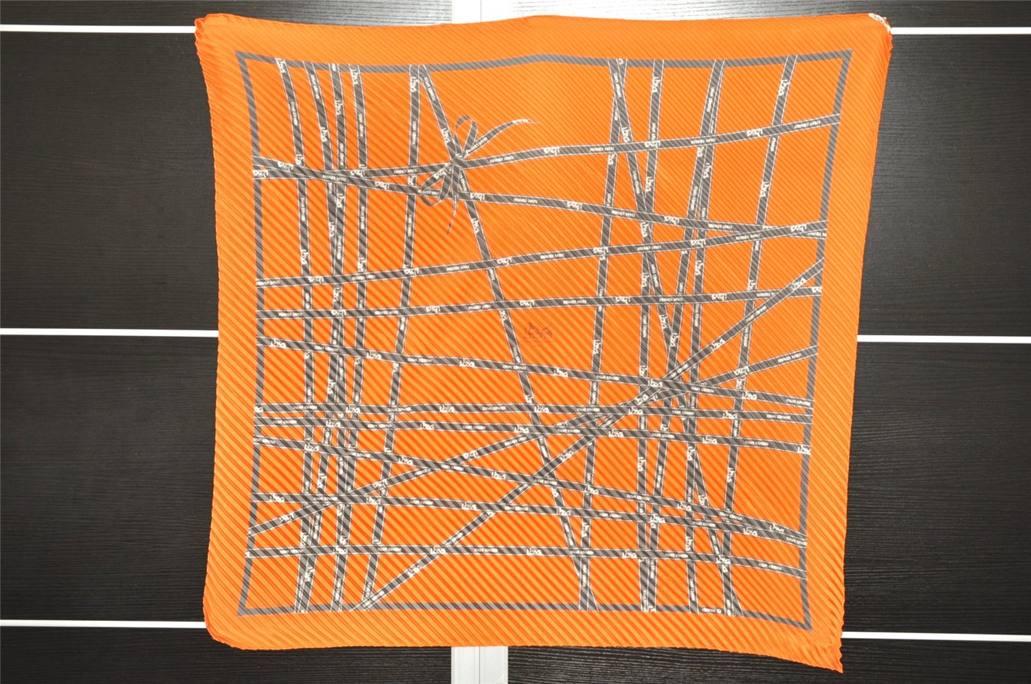 Authentic HERMES Pleats Scarf 