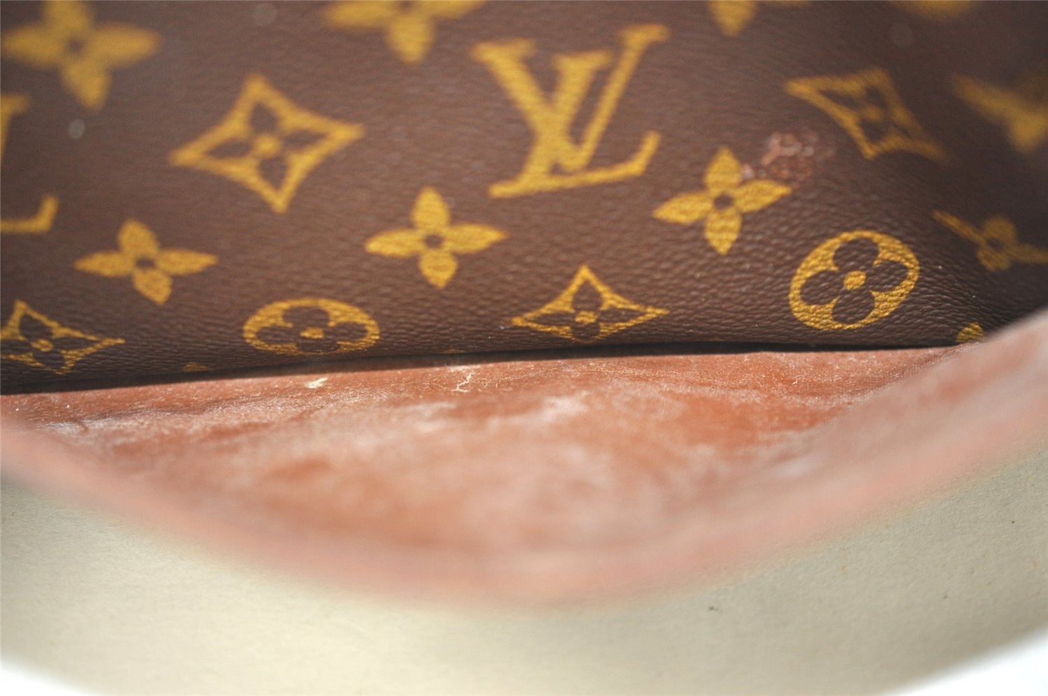 Authentic Louis Vuitton Monogram Compiegne 28 Clutch Hand Bag M51845 LV 1115I