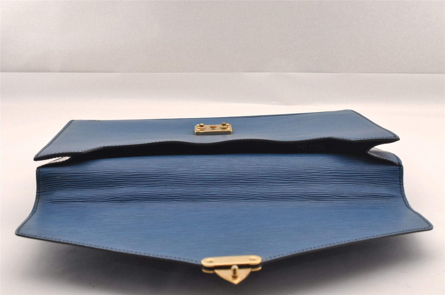 Authentic Louis Vuitton Epi Porte Documents Bandouliere SPO Briefcase Blue 1120I