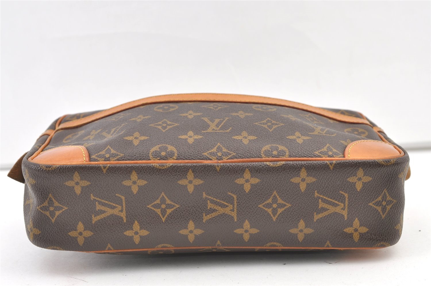 Authentic Louis Vuitton Monogram Compiegne 28 Clutch Hand Bag M51845 LV 1130K