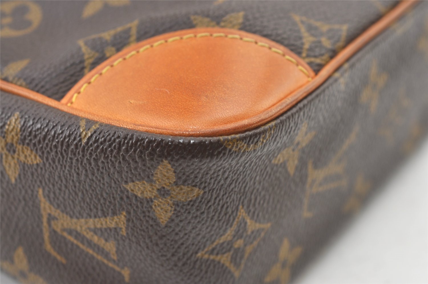 Authentic Louis Vuitton Monogram Compiegne 28 Clutch Hand Bag M51845 LV 1130K