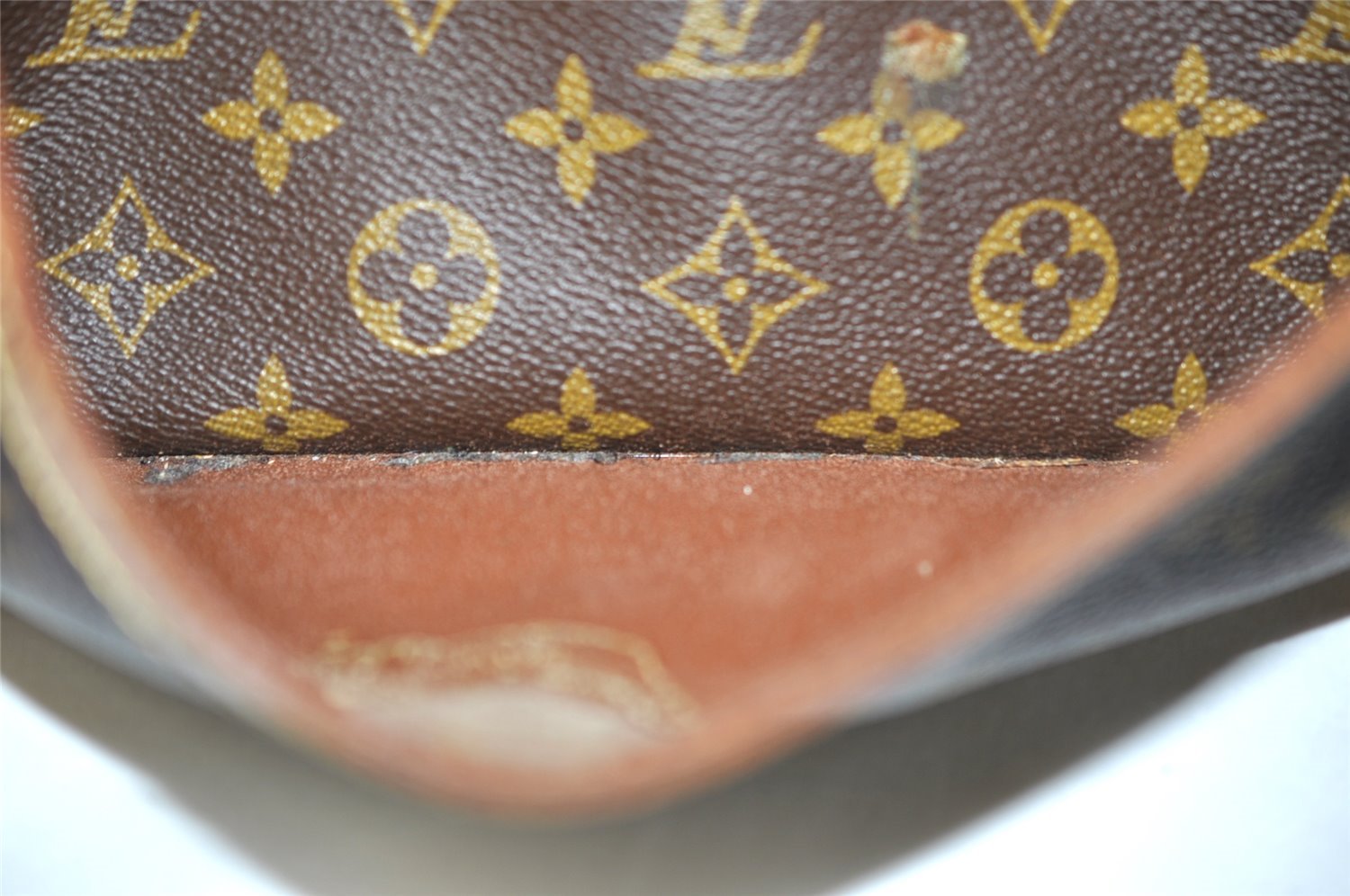 Authentic Louis Vuitton Monogram Compiegne 28 Clutch Hand Bag M51845 LV 1130K