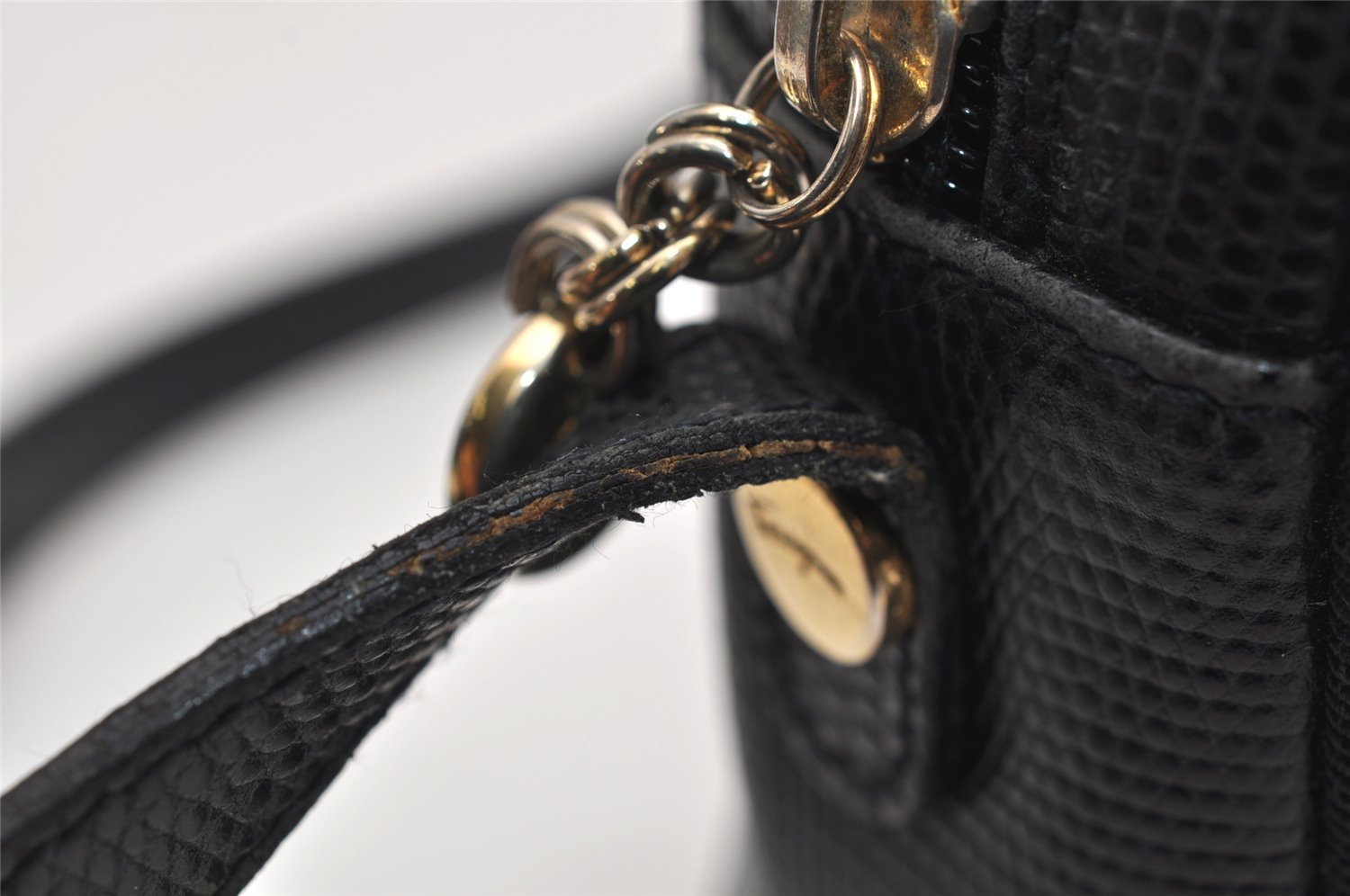 Authentic Salvatore Ferragamo Vara Shoulder Cross Bag Leather Black SF 1142K