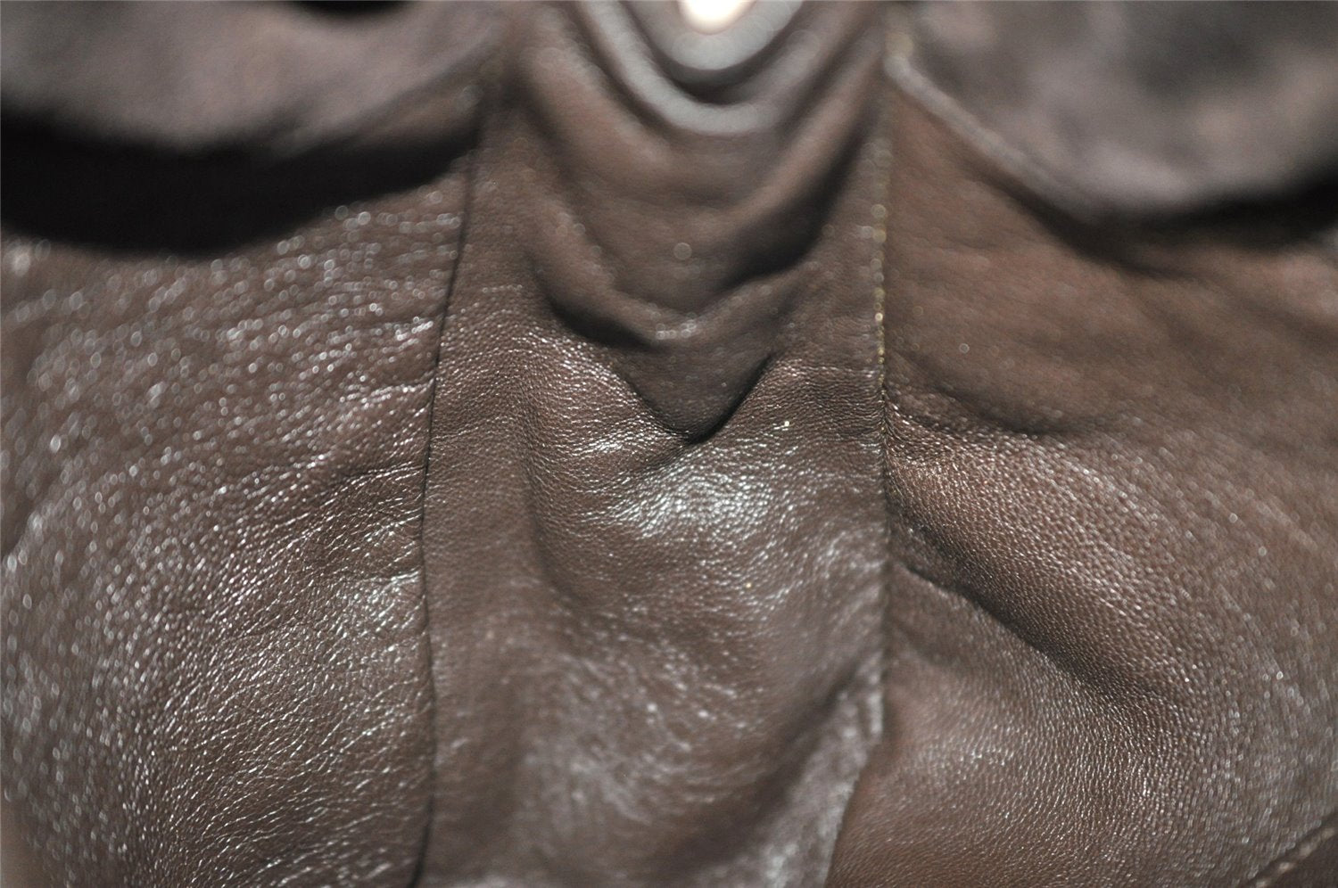 Authentic CHANEL Vintage Suede Shoulder Drawstring Bag Brown 1147I