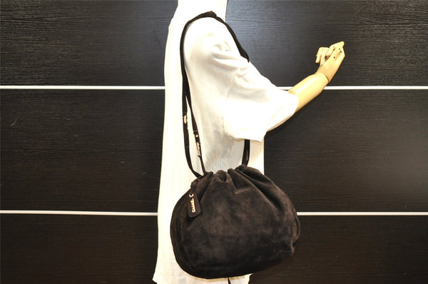 Authentic CHANEL Vintage Suede Shoulder Drawstring Bag Brown 1147I