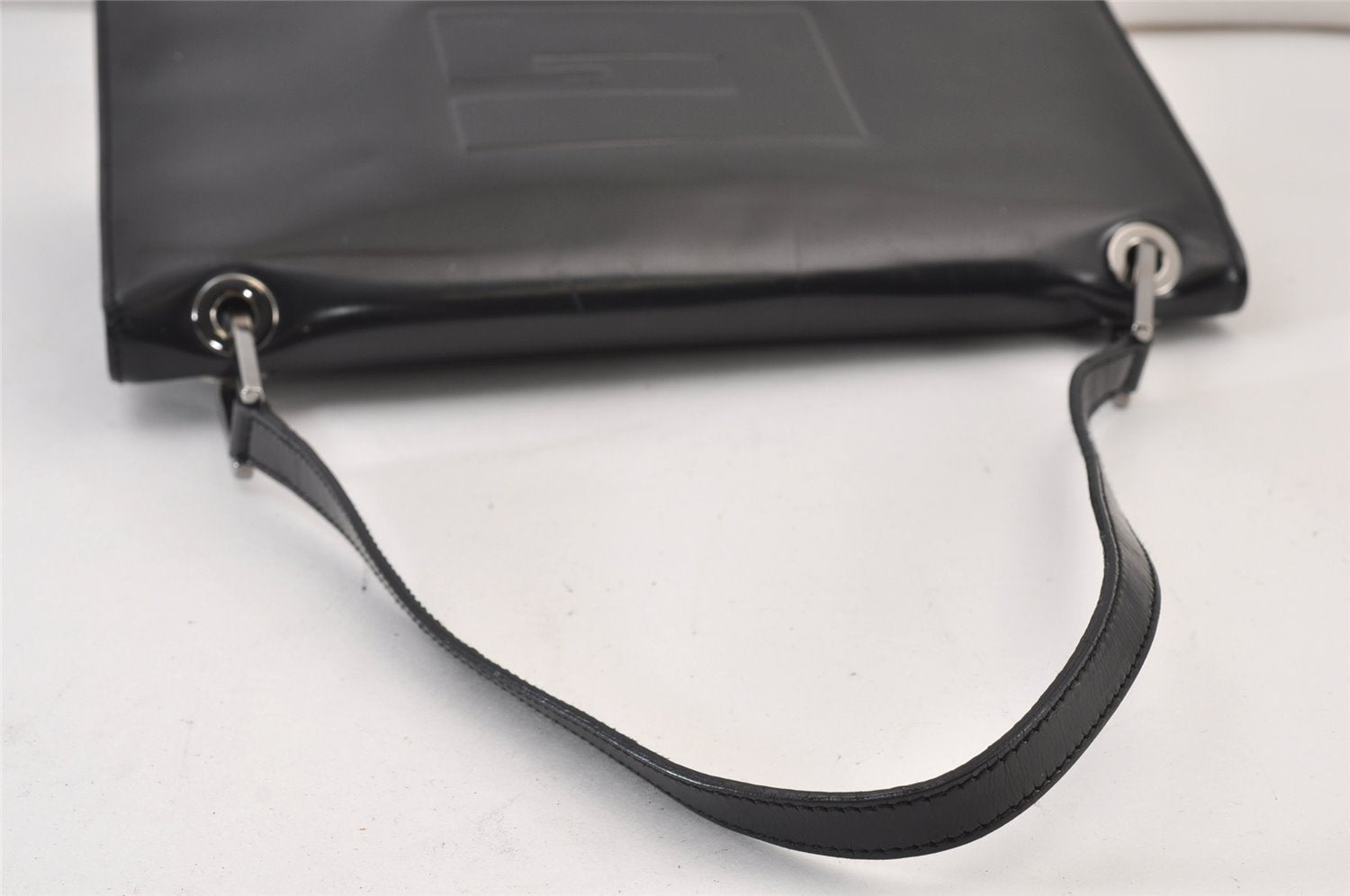 Authentic GUCCI Vintage Shoulder Hand Bag Purse Enamel 0013033 Black 1154K