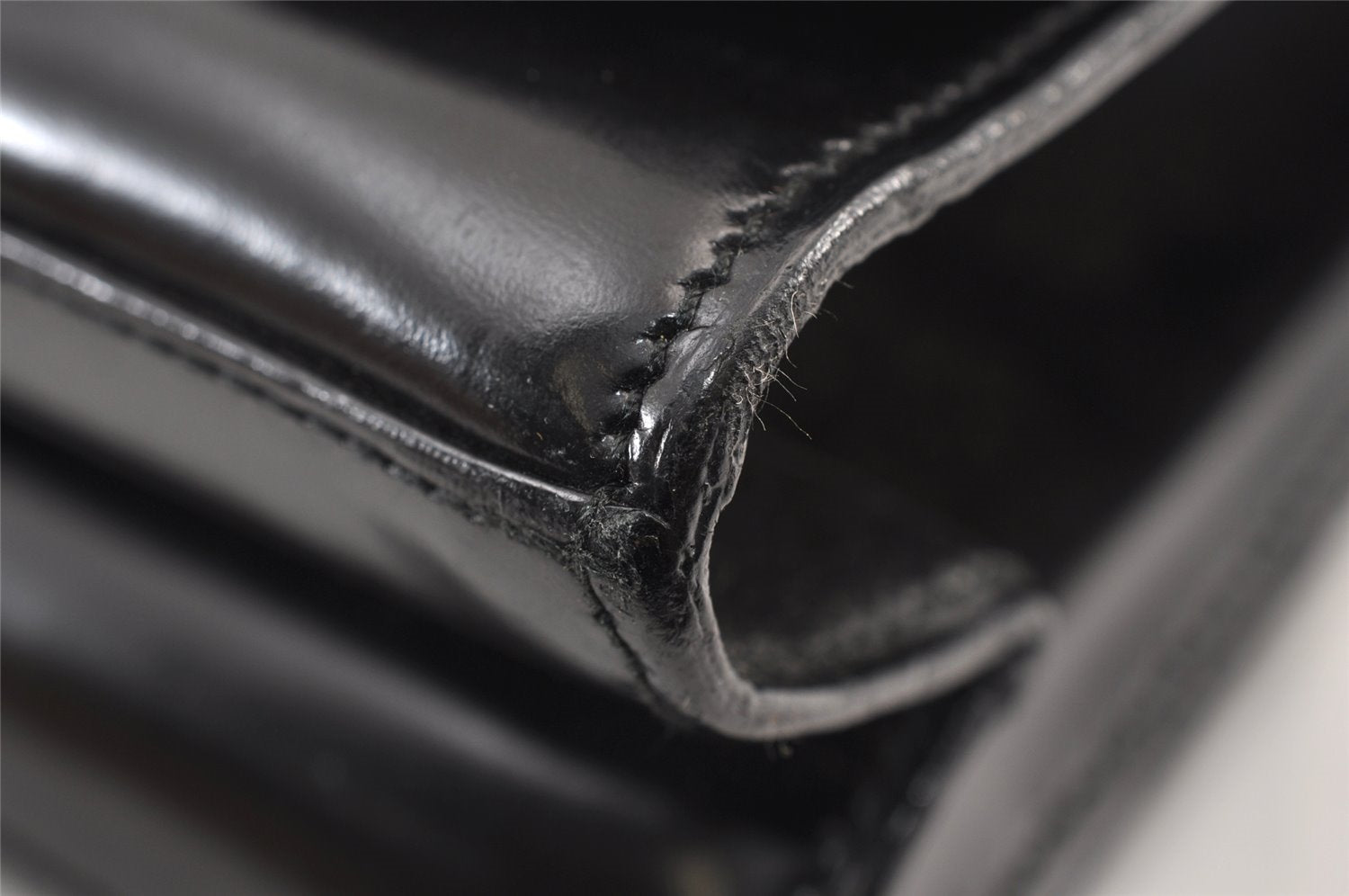 Authentic GUCCI Vintage Shoulder Hand Bag Purse Enamel 0013033 Black 1154K