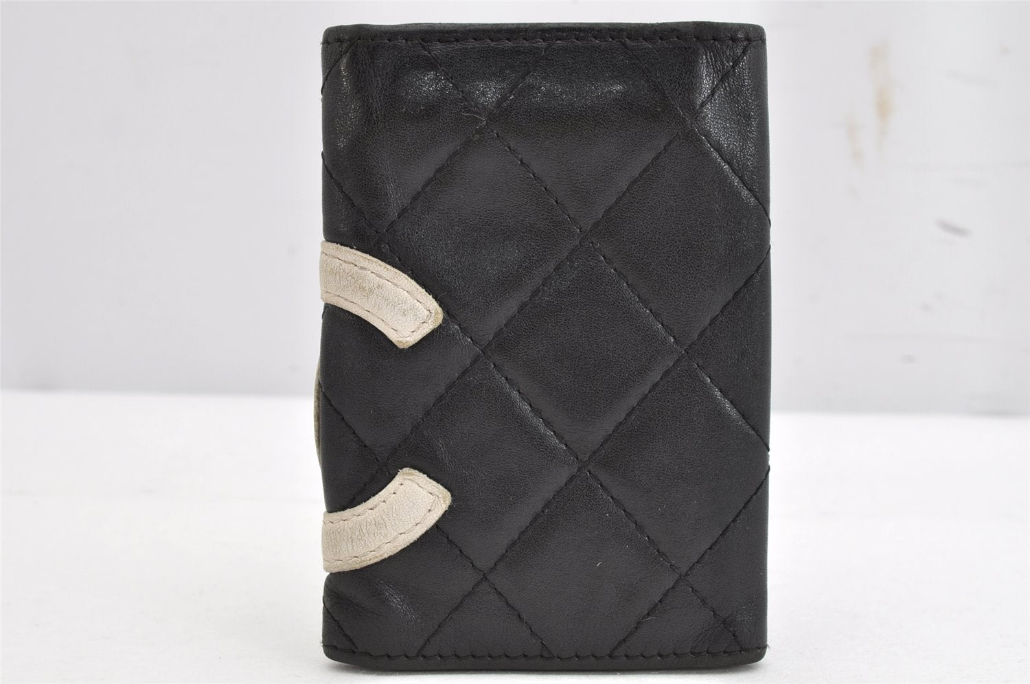 Auth CHANEL Cambon Line Quilted CC Logo Calf Skin 6 Hooks Key Case Black 1157K