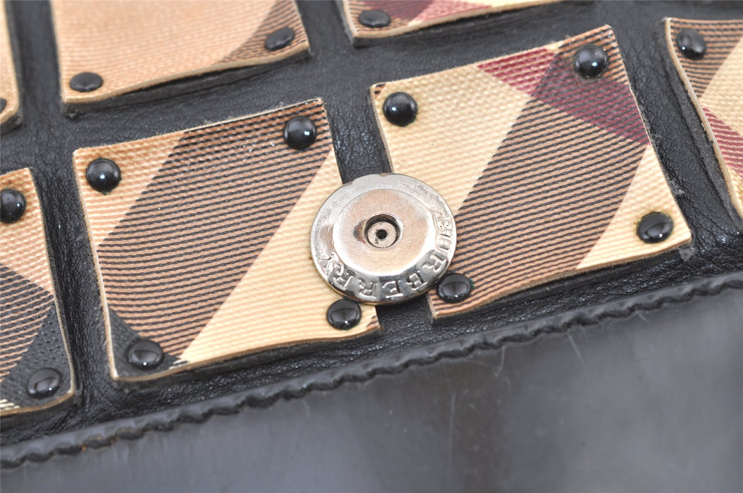 Authentic BURBERRY Nova Check Shoulder Cross Bag Purse Enamel PVC Black 1165K