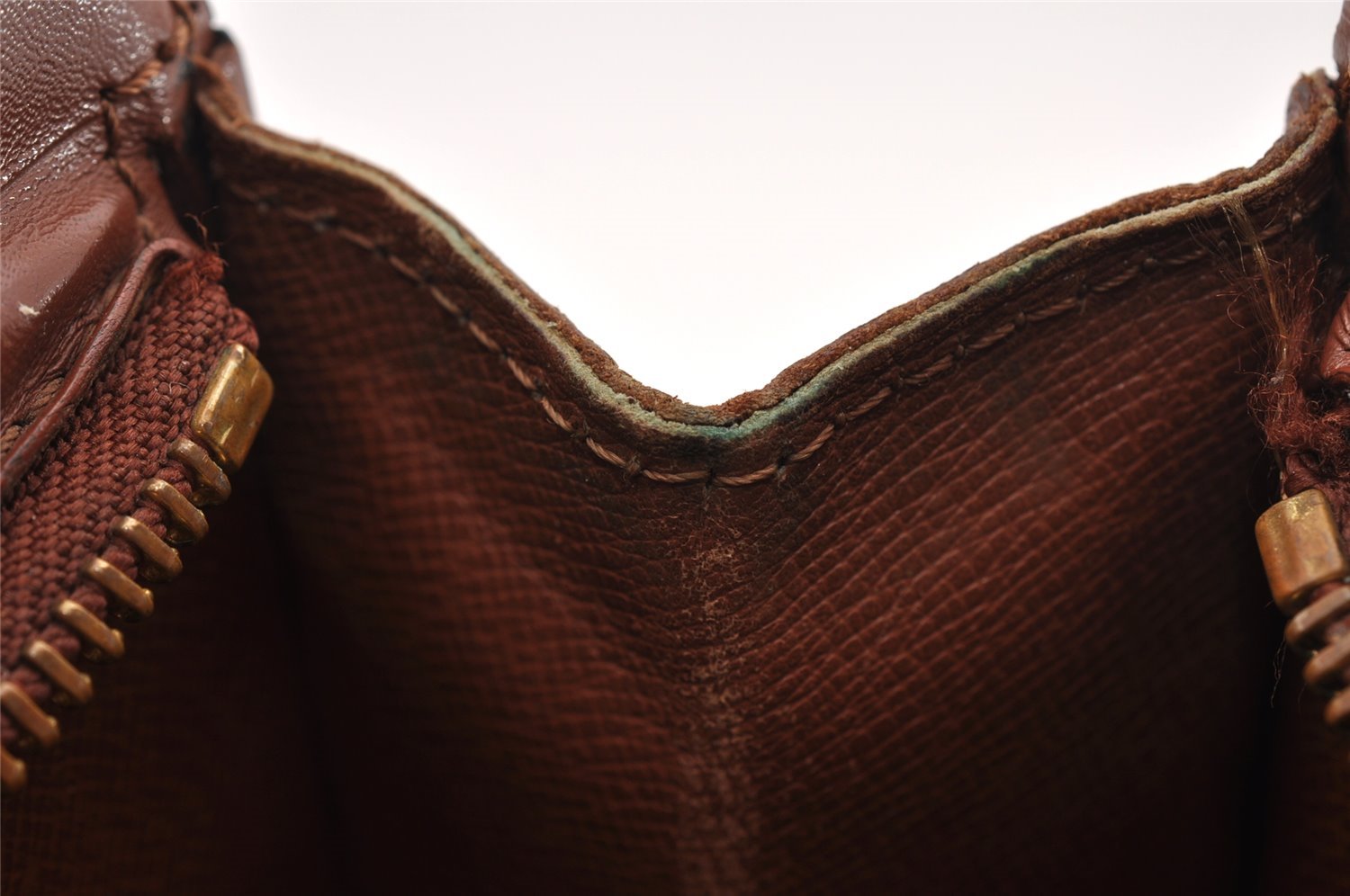 Authentic Louis Vuitton Monogram Pochette Homme Clutch Hand Bag M51795 LV 1172I