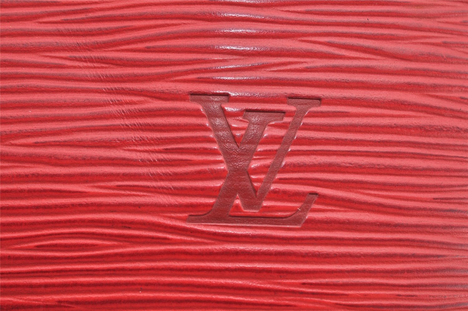 Authentic Louis Vuitton Epi Alma PM Hand Bag Red M52147 LV 1185K