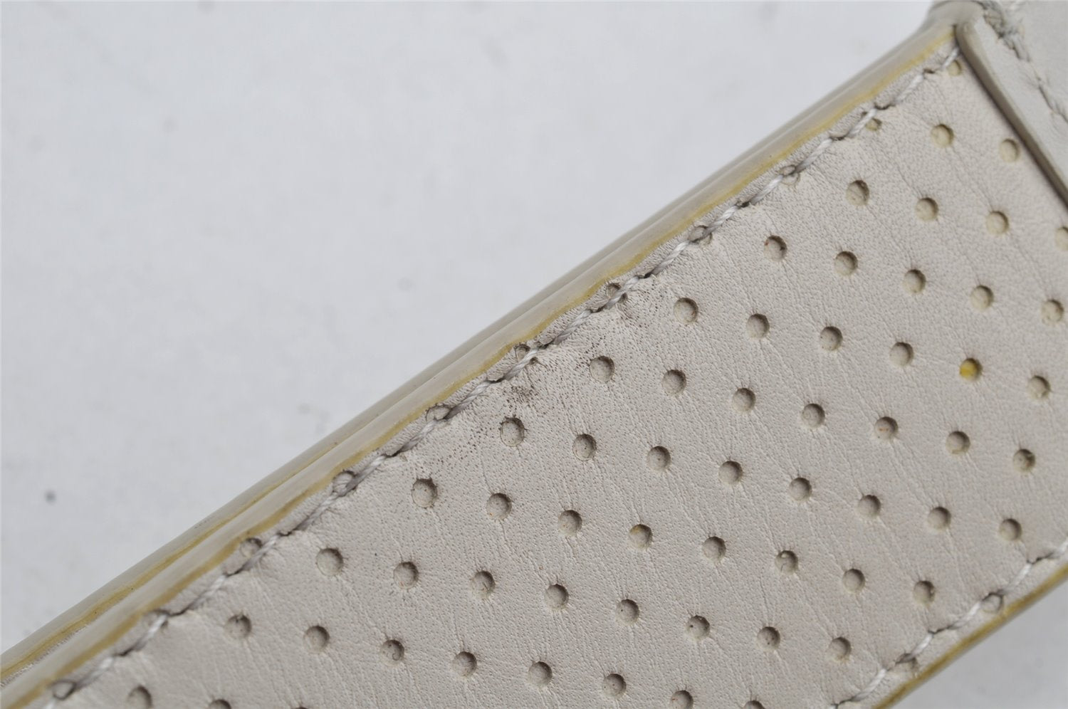 Authentic BOTTEGA VENETA Punching Leather Clutch Hand Bag Purse White 1189K