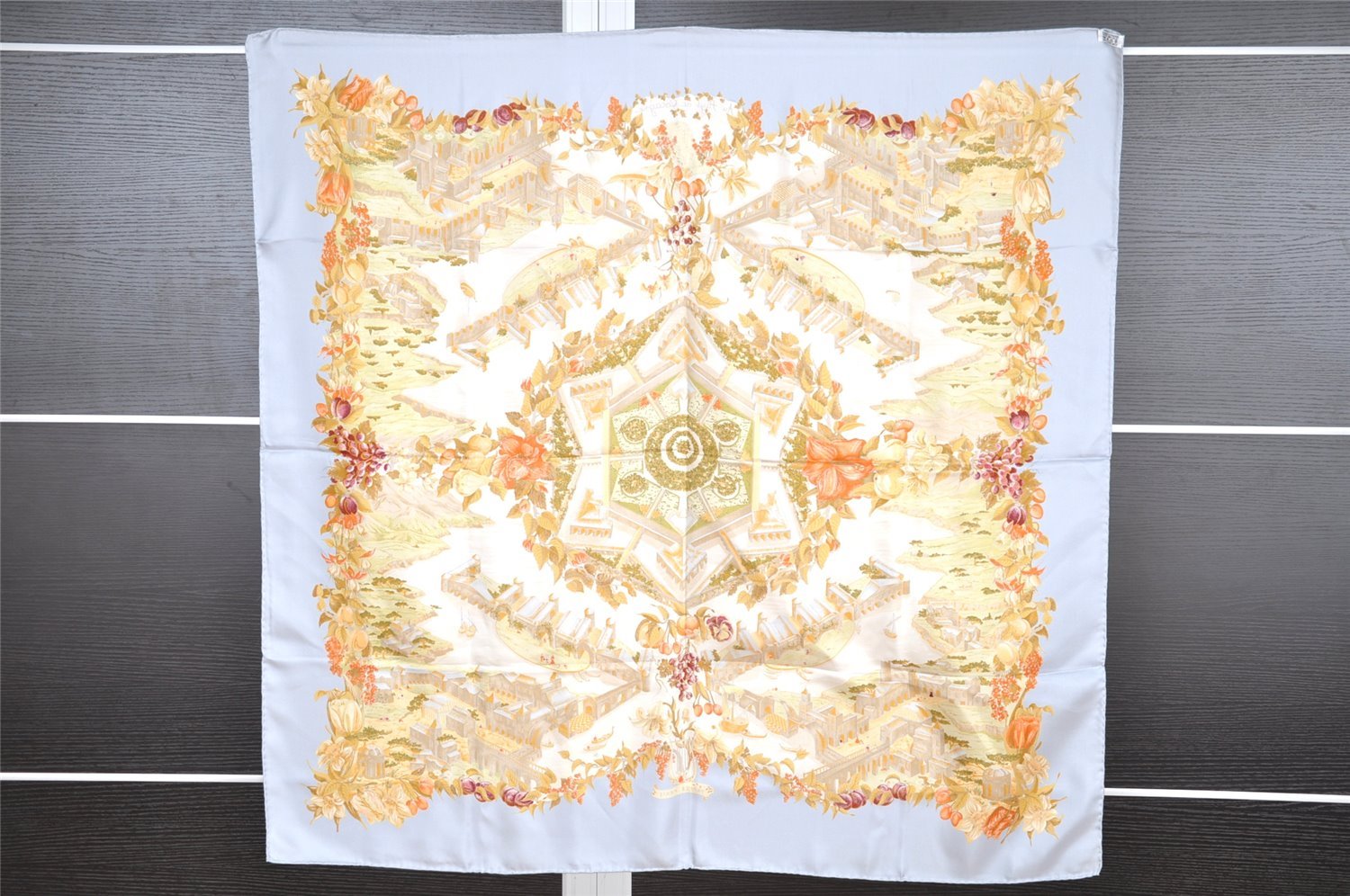 Authentic HERMES Carre 90 Scarf 