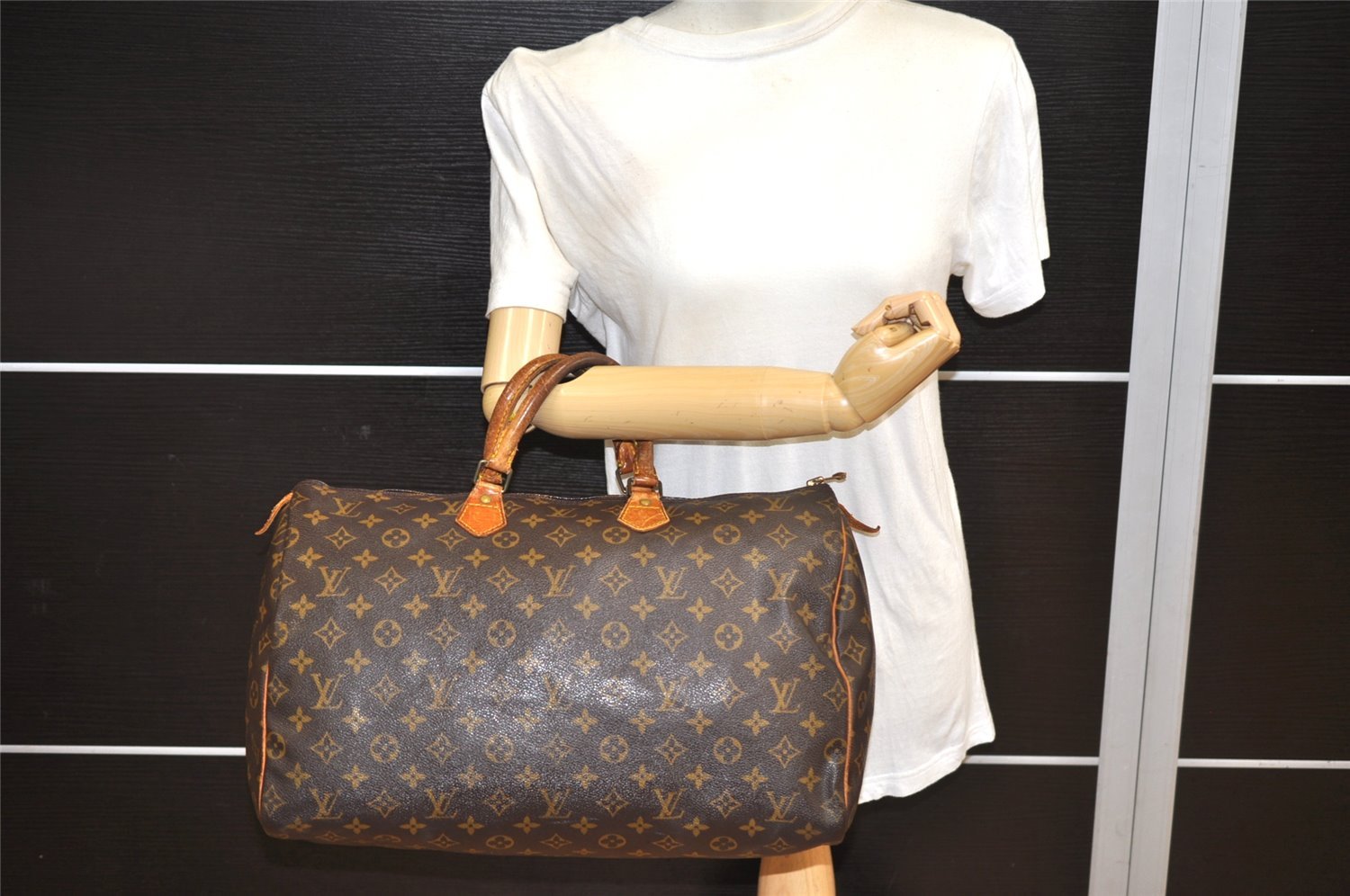 Authentic Louis Vuitton Monogram Speedy 40 Hand Boston Bag M41522 LV 1207K