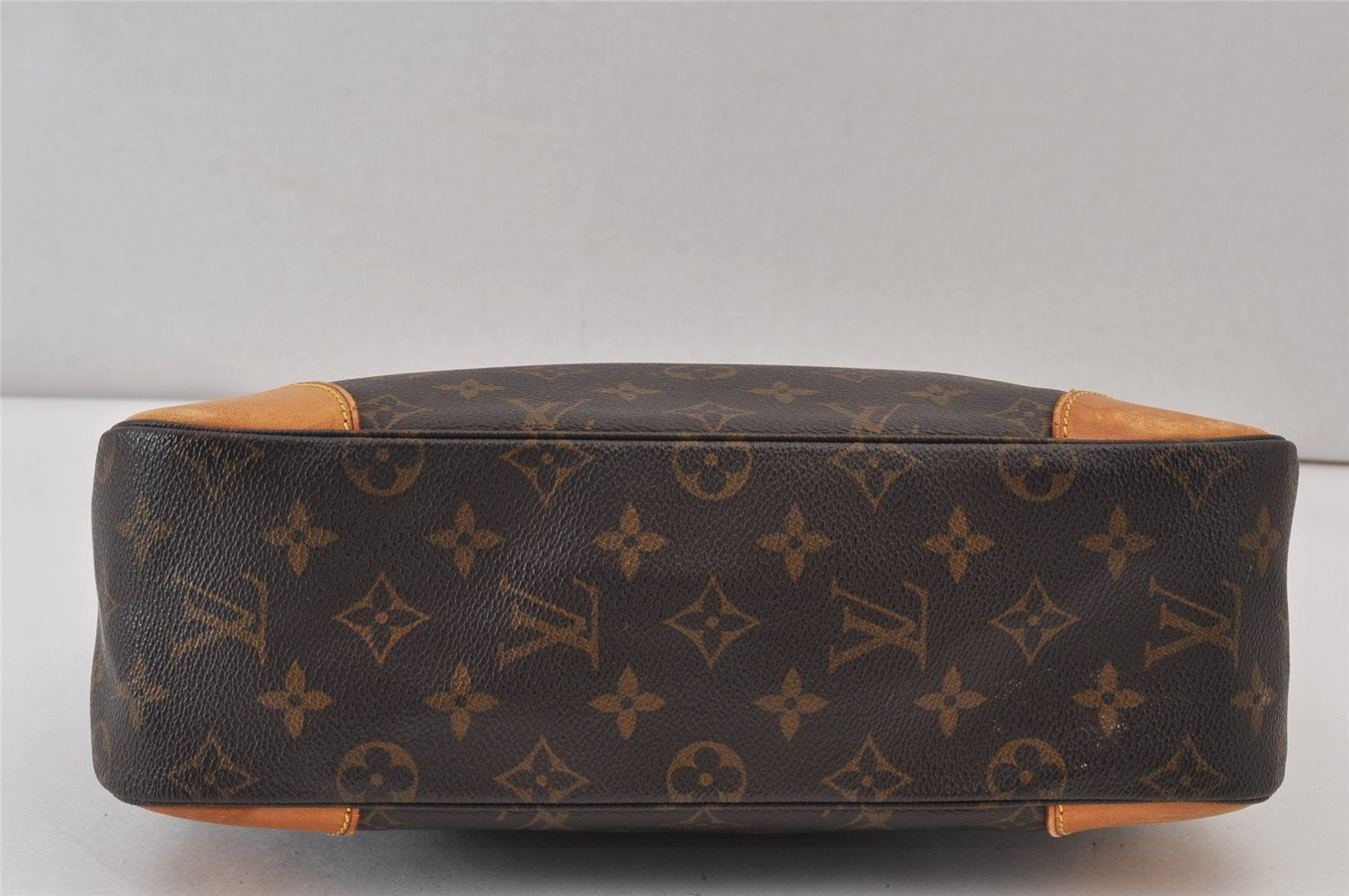 Authentic Louis Vuitton Monogram Boulogne 30 Shoulder Cross Bag M52165 LV 1214K