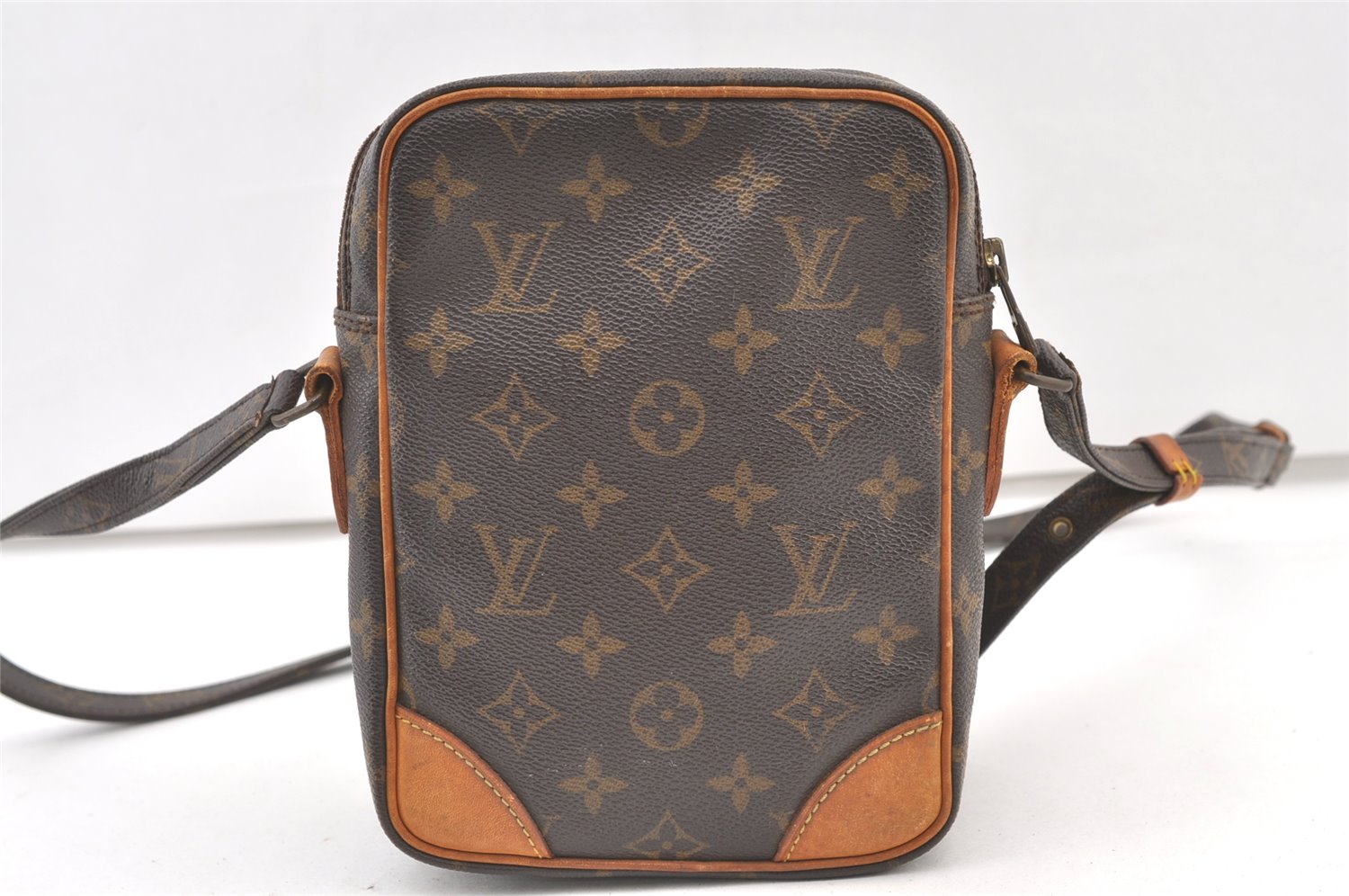 Authentic Louis Vuitton Monogram Amazone Shoulder Cross Body Bag M45236 LV 1218K