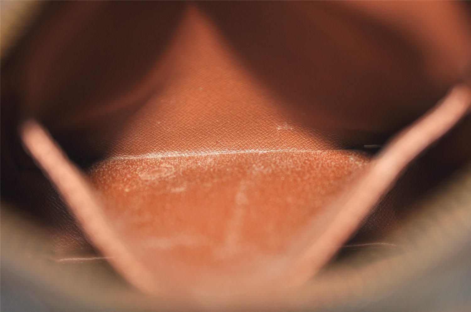 Authentic Louis Vuitton Monogram Amazone Shoulder Cross Body Bag M45236 LV 1218K