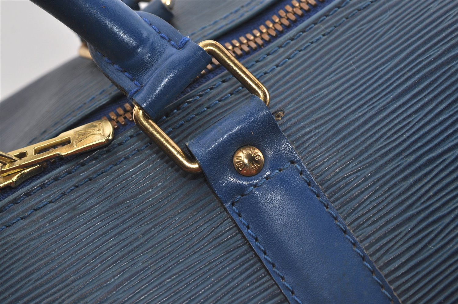 Authentic Louis Vuitton Epi Keepall 50 Boston Travel Bag Blue M42965 LV 1219I