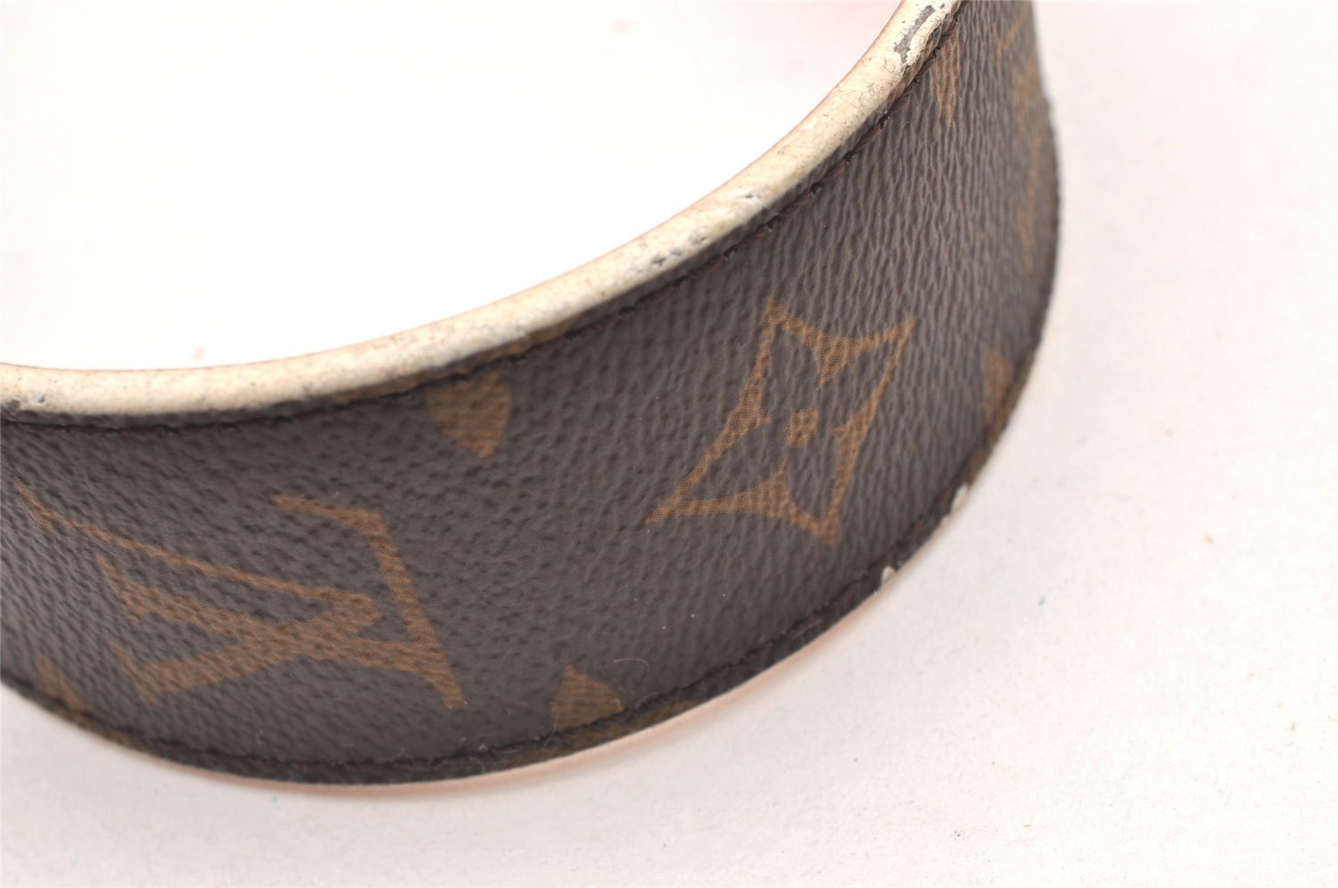 Authentic Louis Vuitton Monogram Shoulder Strap J02285 38.6