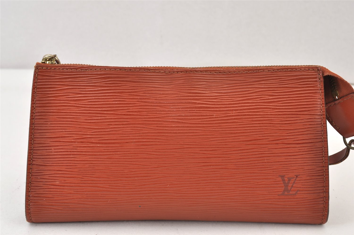 Authentic Louis Vuitton Epi Pochette Accessoires Pouch Brown M52953 LV 1224K