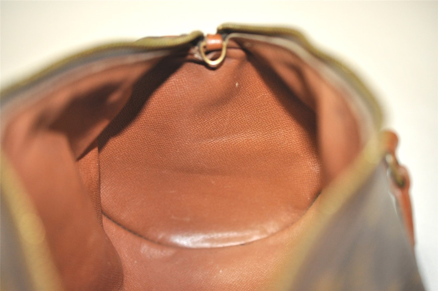 Authentic Louis Vuitton Monogram Papillon 30 Hand Bag Old Model LV 1227I