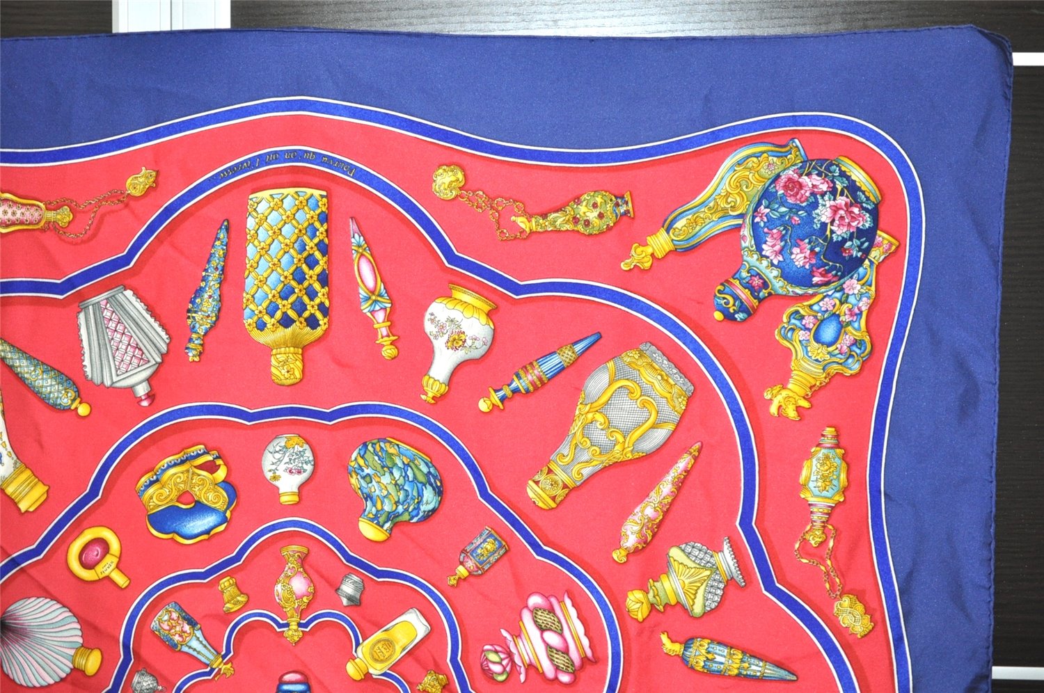 Authentic HERMES Carre 90 Scarf 