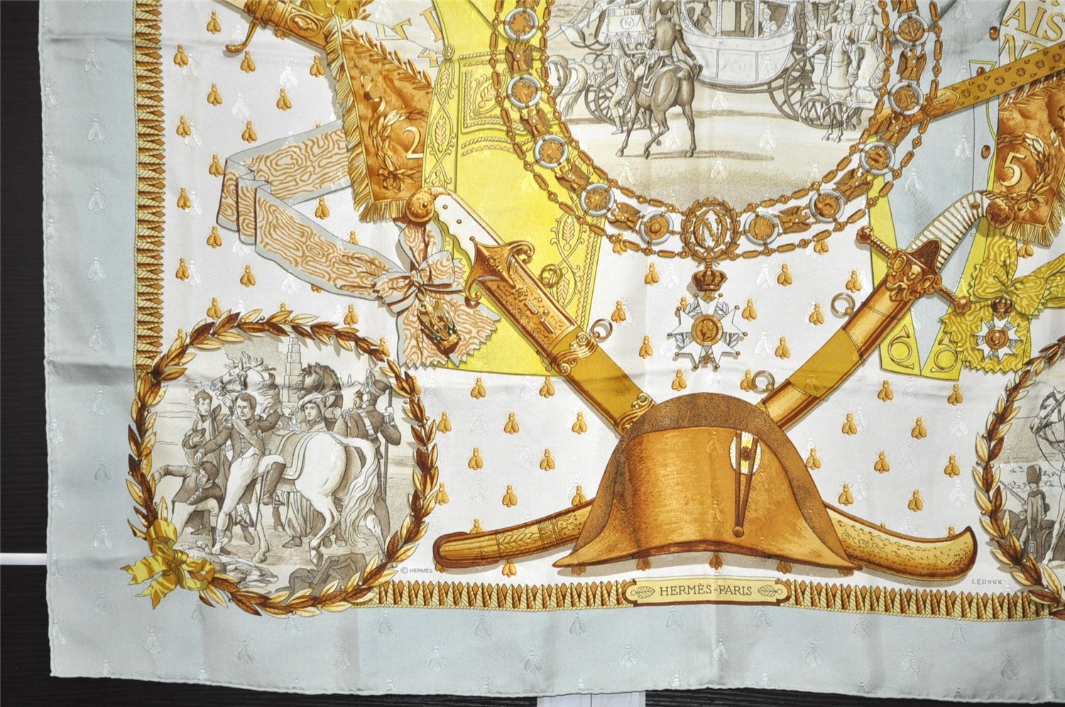 Authentic HERMES Carre 90 Scarf 