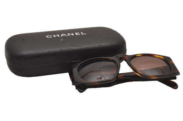 Authentic CHANEL Matelasse Sunglasses CoCo Mark Plastic 01450 Brown 1239J