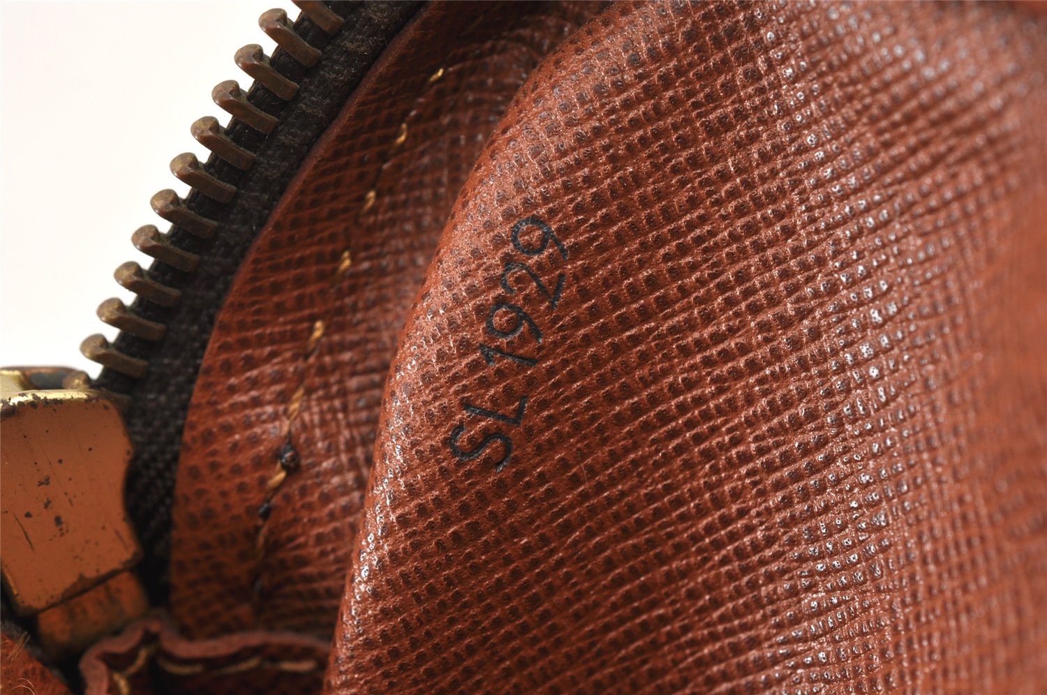 Authentic Louis Vuitton Monogram Marly Dragonne GM M51825 Clutch Hand Bag 1241K