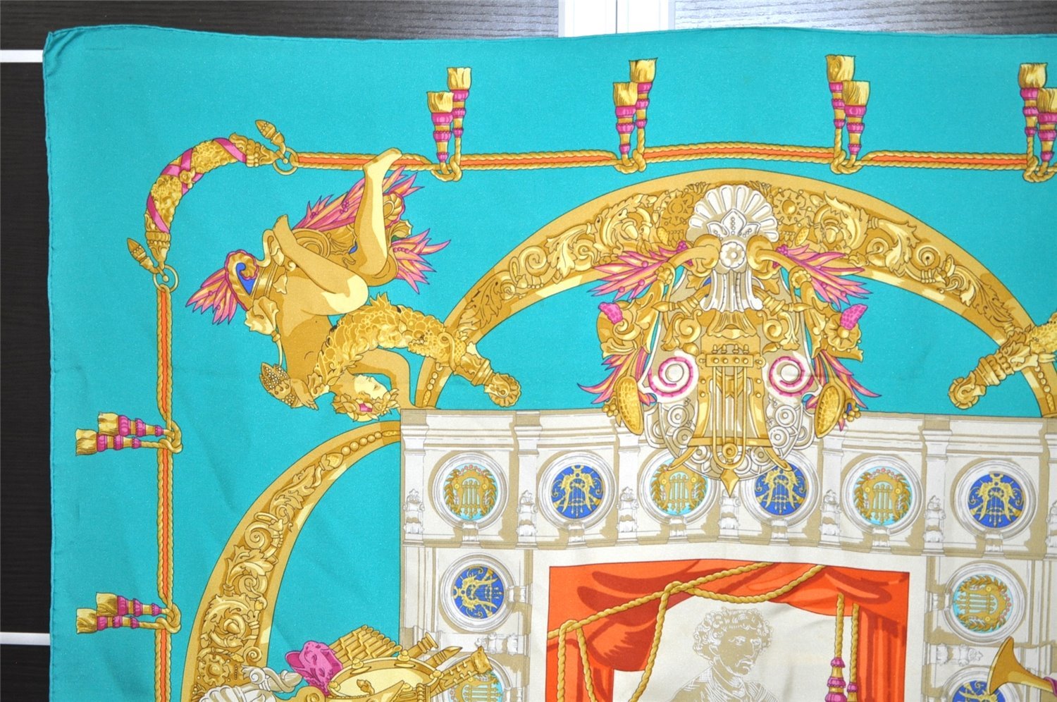 Authentic HERMES Carre 90 Scarf 