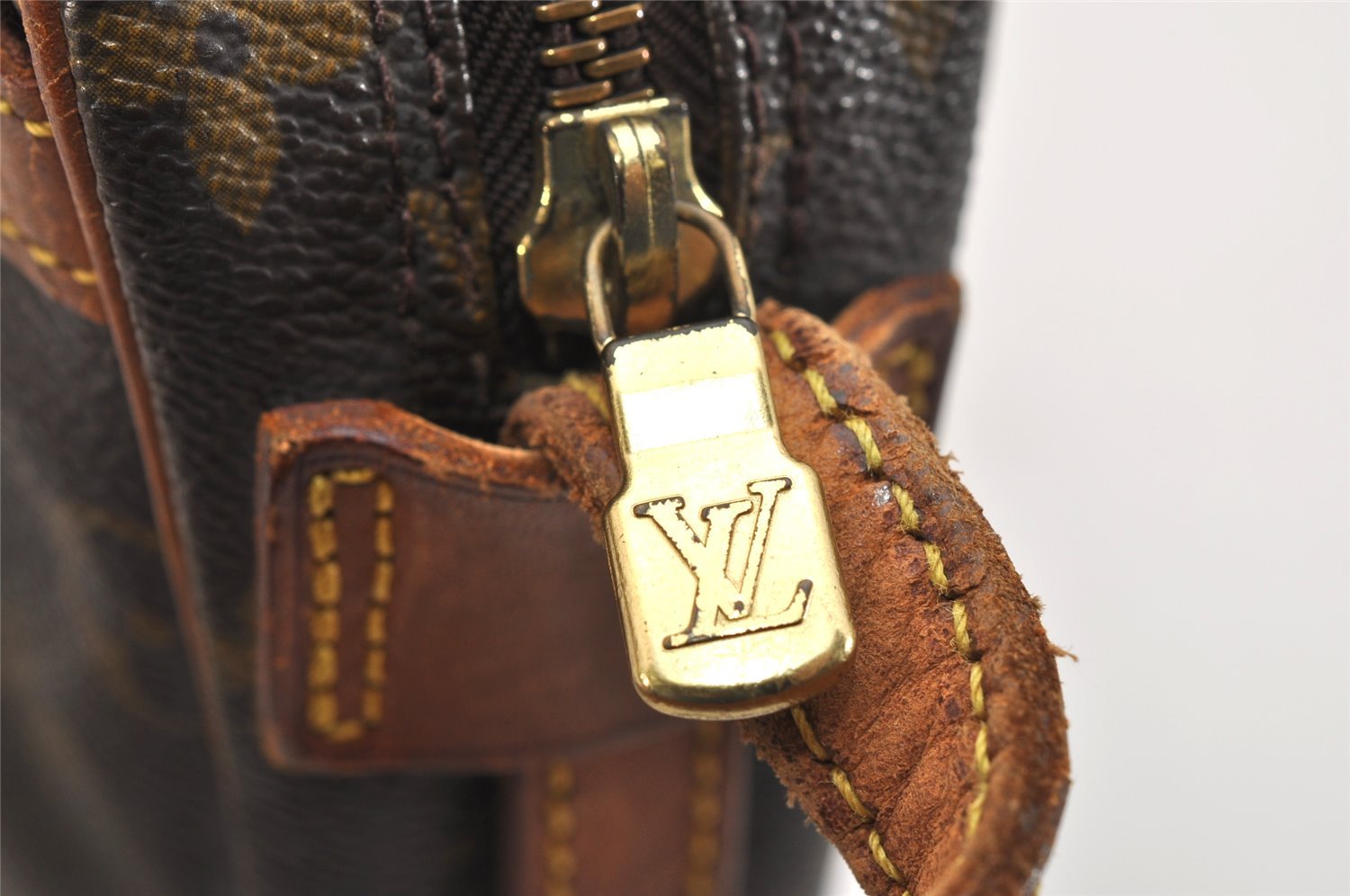 Authentic Louis Vuitton Monogram Jeune Fille MM M51226 Shoulder Cross Bag 1245K