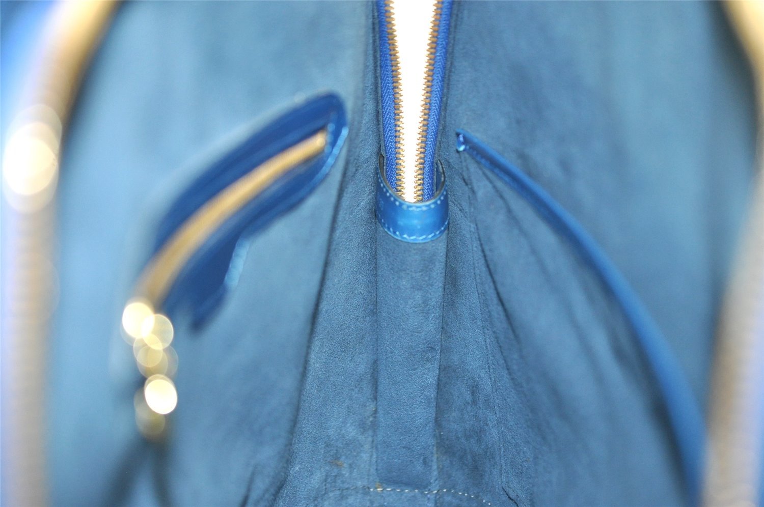 Authentic Louis Vuitton Epi Lussac Shoulder Tote Bag Blue M52285 LV 1248I