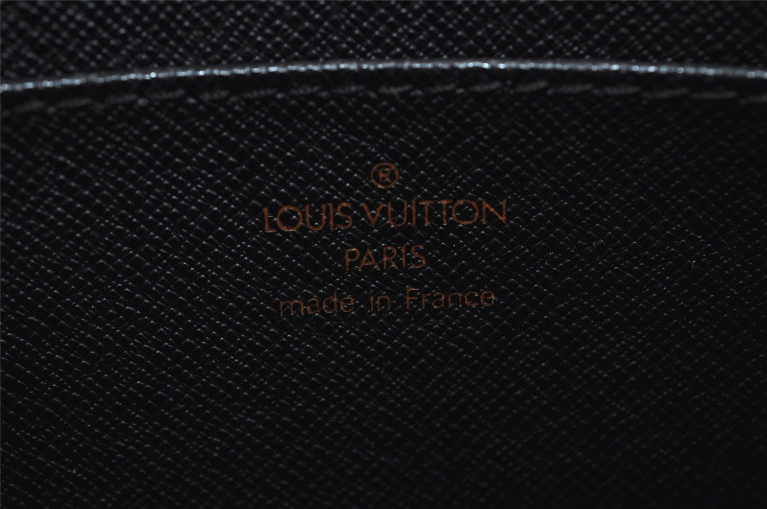 Authentic Louis Vuitton Epi Pochette Homme Clutch Hand Bag Black M52522 LV 1249I