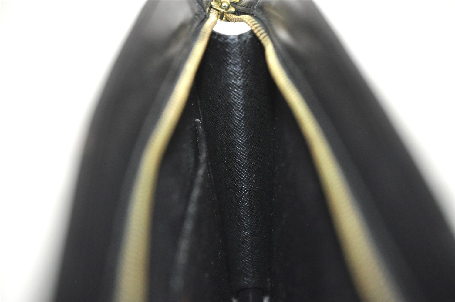 Authentic Louis Vuitton Epi Pochette Homme Clutch Hand Bag Black M52522 LV 1249I