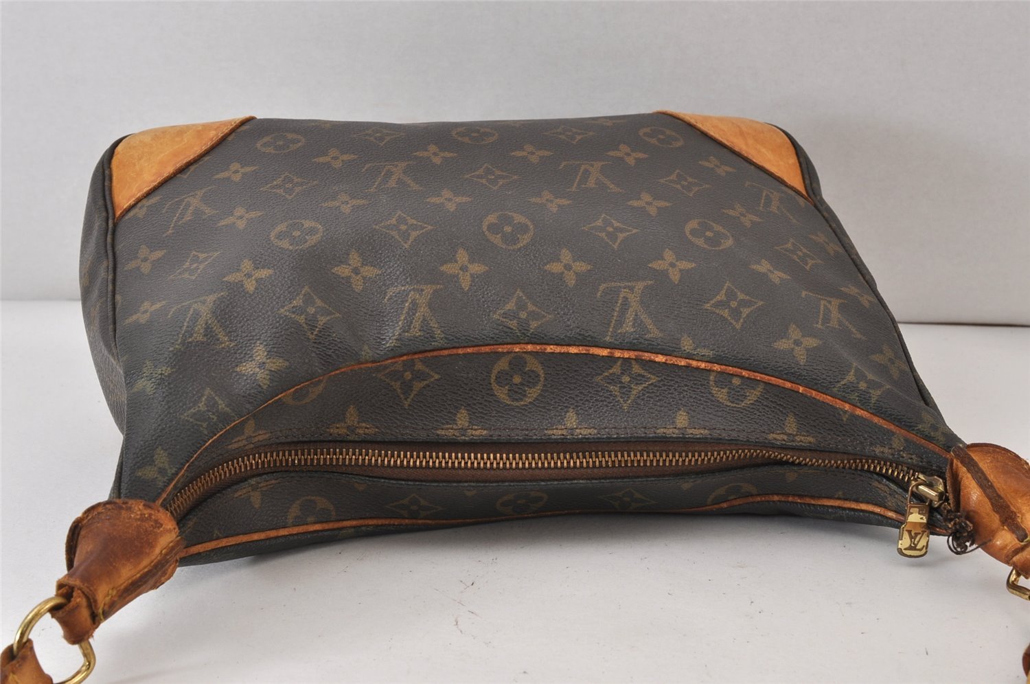 Authentic Louis Vuitton Monogram Boulogne 30 Shoulder Cross Bag M52165 LV 1249K